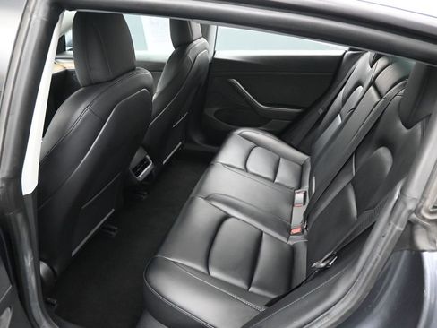 Used 2021 Tesla Model 3 Standard Range Plus RWD image 31