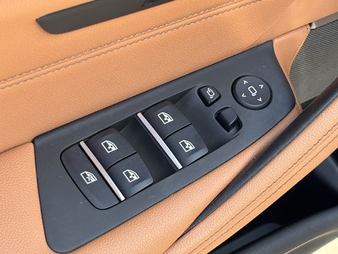 Certified 2023 BMW 540i RWD image 15