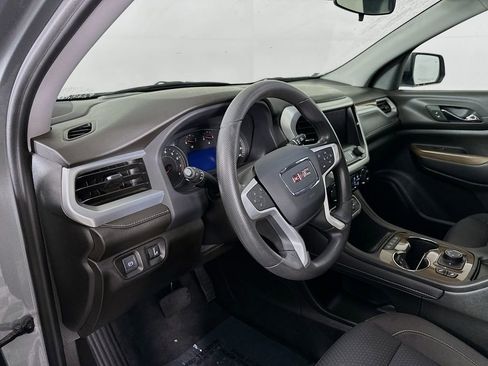 Used 2023 GMC Acadia SLE w/ Driver Convenience Package image 14