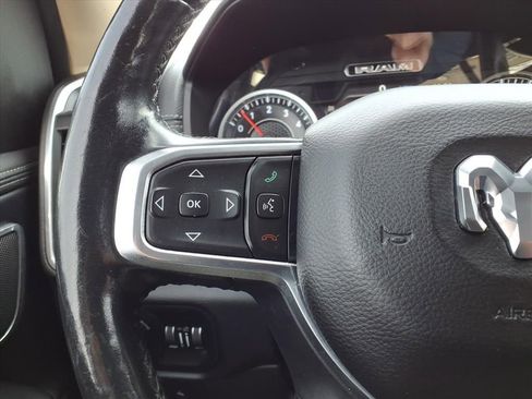 Used 2019 RAM 1500 Laramie image 28