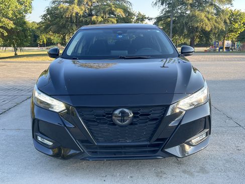 Used 2022 Nissan Sentra SR w/ Midnight Edition FWD image 3