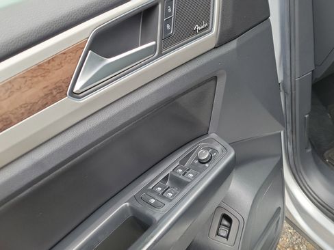Used 2018 Volkswagen Atlas SEL Premium AWD/4WD image 21