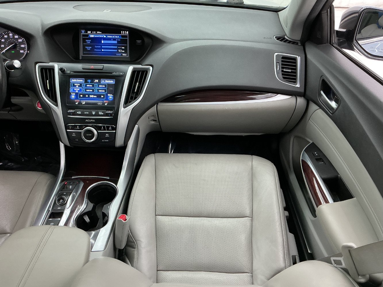 Used 2016 Acura TLX w/ Technology Package FWD image 29