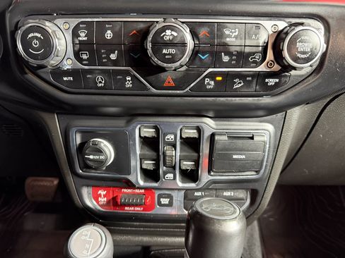 Used 2020 Jeep Wrangler Unlimited Rubicon image 23