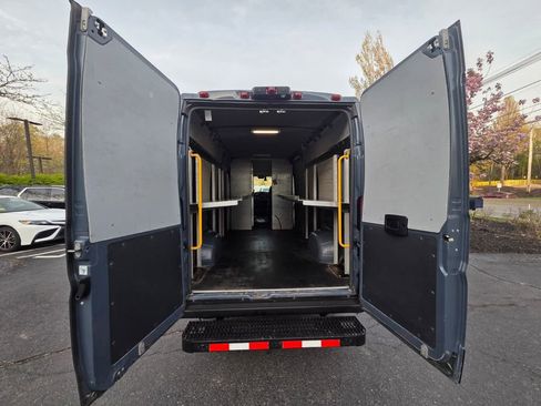 Used 2020 RAM ProMaster 3500 FWD image 9