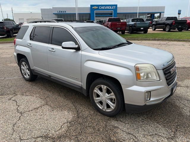 Used 2016 GMC Terrain SLE w/ Technology Package FWD image 2