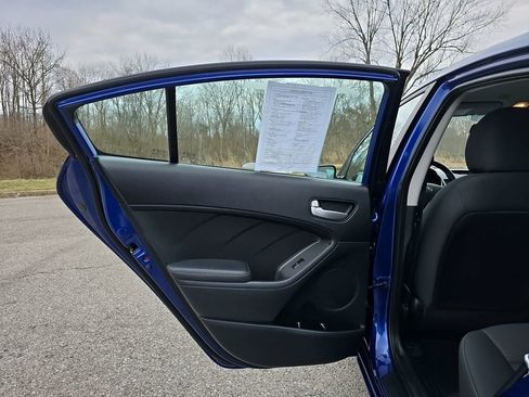 Used 2017 Kia Forte LX w/ LX Popular Package image 24