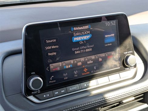 Used 2023 Nissan Rogue SV image 21