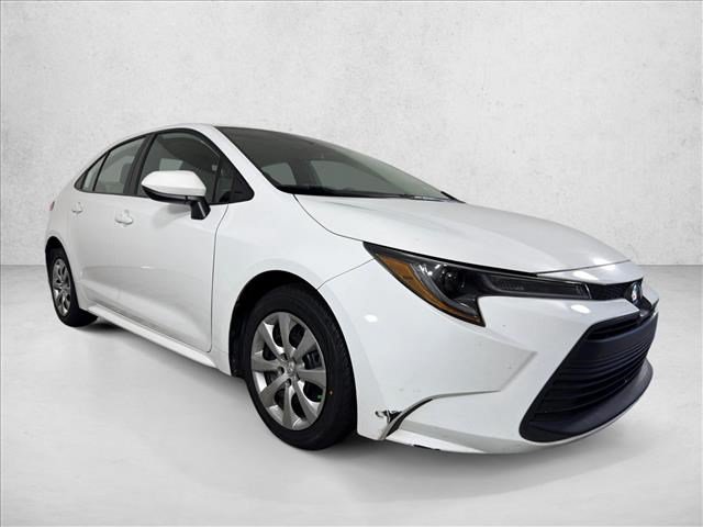 Used 2025 Toyota Corolla LE FWD image 1
