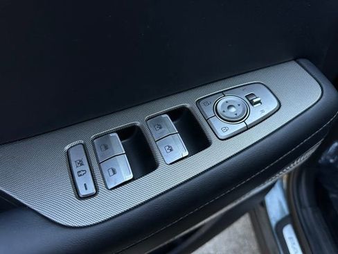 Used 2021 Hyundai Palisade Limited FWD image 14