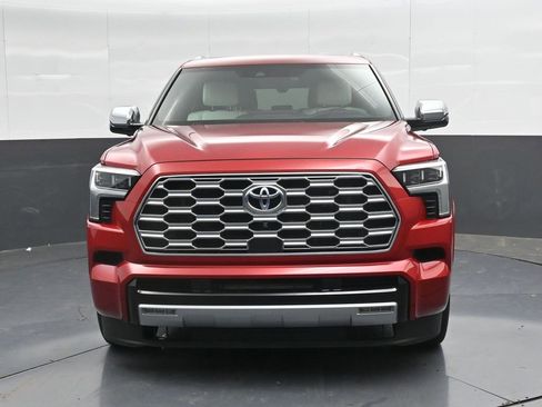 Used 2023 Toyota Sequoia Capstone image 5