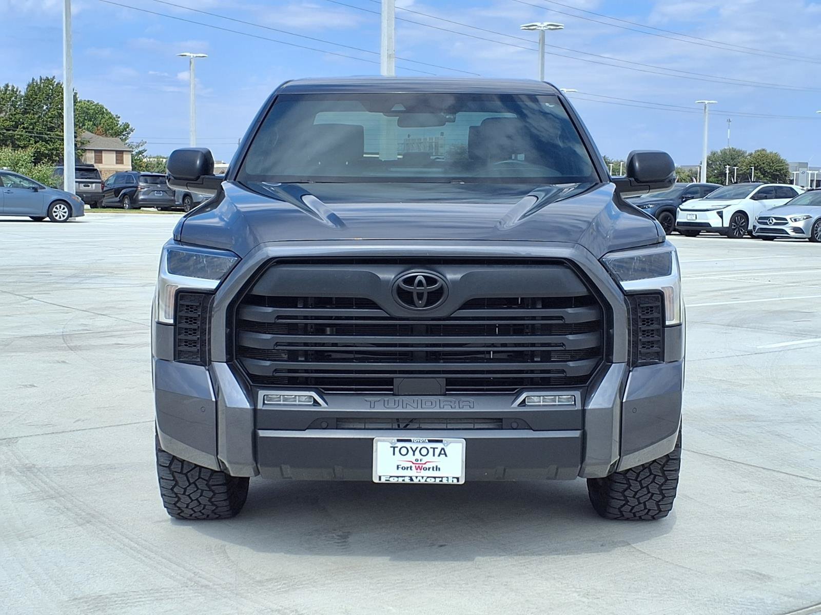 Used 2025 Toyota Tundra SR5 w/ SR5 Convenience Package AWD/4WD image 2