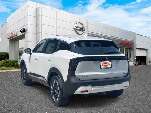 New 2025 Nissan Kicks SV w/ SV Premium Package image 7