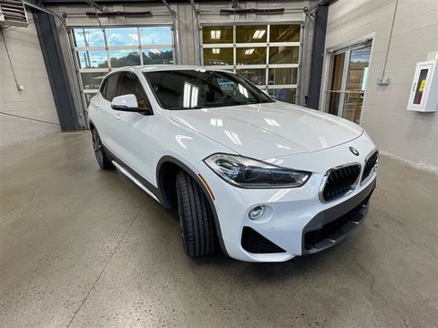 Used 2018 BMW X2 xDrive28i w/ M SportX Package AWD/4WD image 7