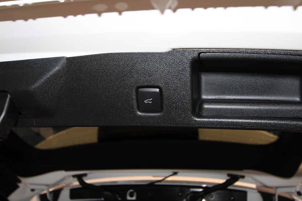 Used 2024 Ford Escape SE FWD image 34