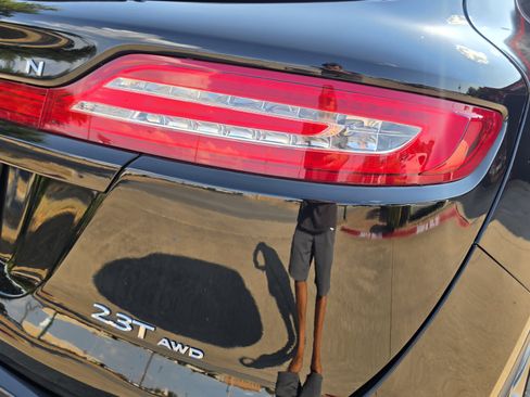 Used 2017 Lincoln MKC Reserve AWD/4WD image 9