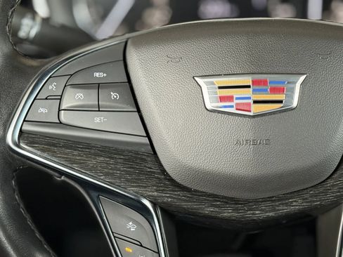 Used 2022 Cadillac XT5 Premium Luxury image 21