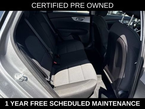 Used 2022 Kia Forte LXS w/ LXS Technology Package FWD image 11