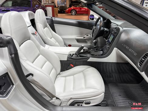 Used 2008 Chevrolet Corvette Convertible w/ Preferred Equipment Group image 13