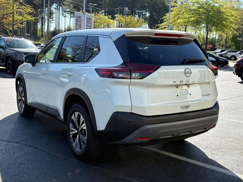 Used 2023 Nissan Rogue SV AWD/4WD image 6