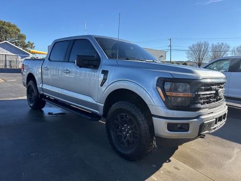Used 2025 Ford F150 XLT w/ Equipment Group 302A MID image 4