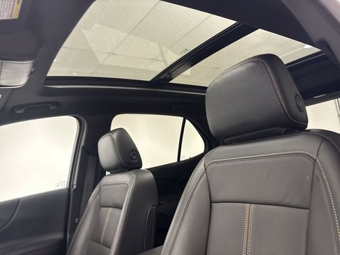 Used 2023 Chevrolet Equinox Premier AWD/4WD image 15