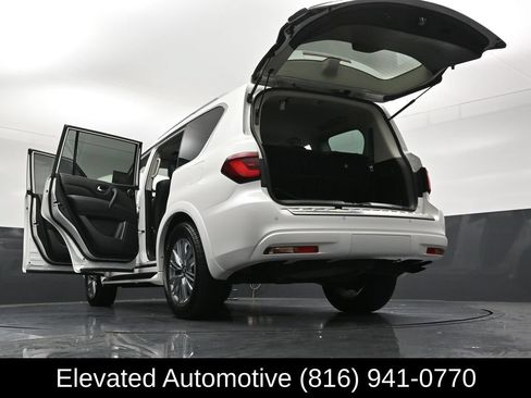 Used 2022 INFINITI QX80 Luxe w/ Cargo Package AWD/4WD image 41