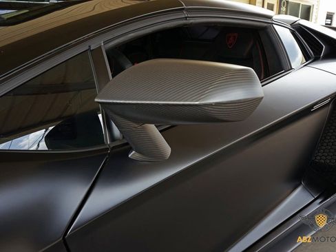 Used 2021 Lamborghini Aventador SVJ image 29