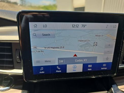 Used 2023 Ford Explorer Limited AWD/4WD image 21