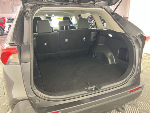 Used 2025 Toyota RAV4 LE AWD/4WD image 27