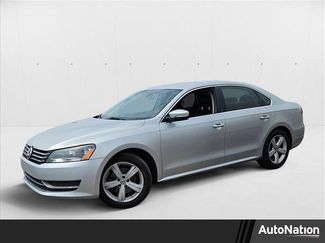 Used 2014 Volkswagen Passat 1.8T SE image 1