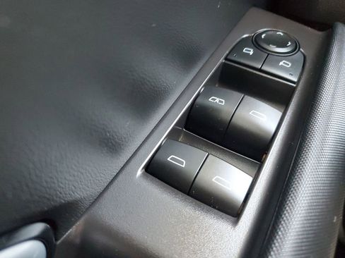 Used 2023 Chevrolet Colorado Z71 w/ Z71 Convenience Package 2 image 34