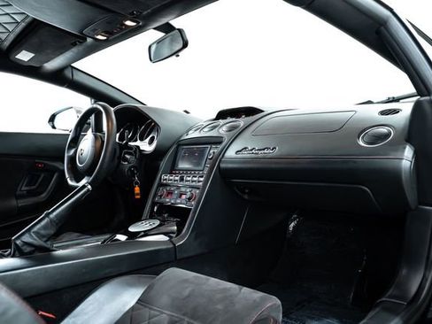 Used 2014 Lamborghini Gallardo LP 560-4 image 26