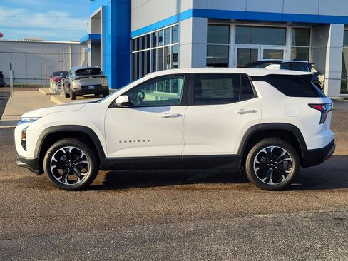 New 2026 Chevrolet Equinox LT image 2