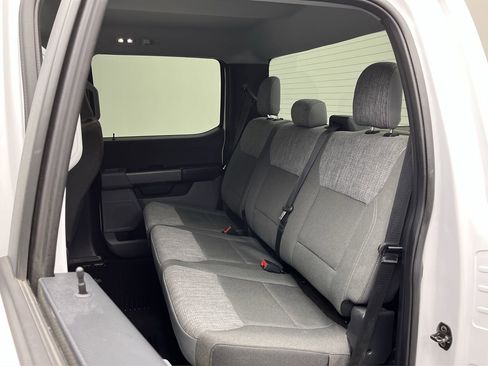 Used 2022 Ford F150 XLT w/ Max Trailer Tow Package image 11