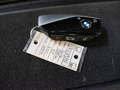 Certified 2026 BMW X7 xDrive40i w/ Premium Package image 28