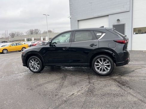 New 2025 MAZDA CX-5 AWD 2.5 S w/ Premium Plus Pkg image 14