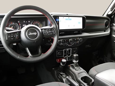 Used 2024 Jeep Gladiator Rubicon w/ Safety Group AWD/4WD image 13