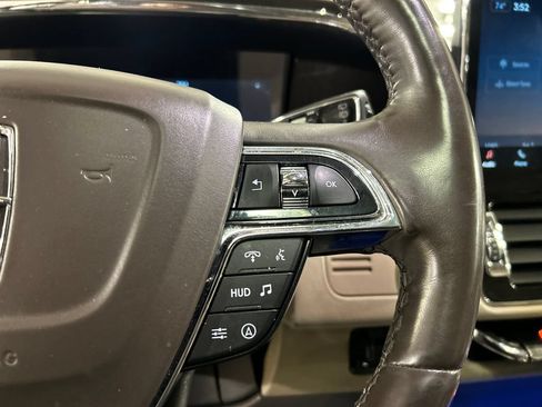 Certified 2023 Lincoln Navigator L Reserve AWD/4WD image 13