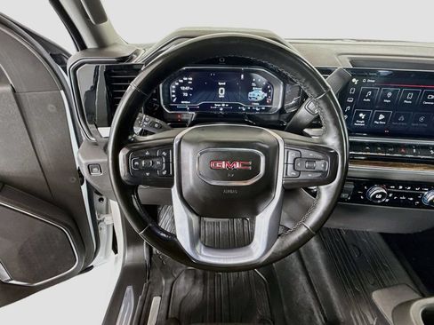 Used 2023 GMC Sierra 1500 SLE AWD/4WD image 10