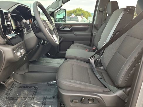 New 2026 GMC Sierra 2500 SLE w/ SLE Value Package; image 11