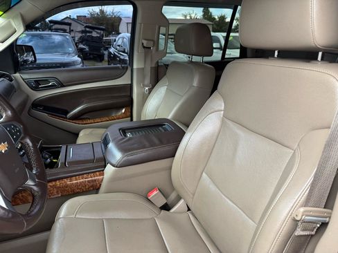 Used 2015 Chevrolet Tahoe LTZ AWD/4WD image 28