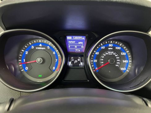 Used 2016 Hyundai Elantra GT FWD image 17