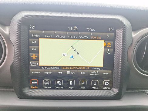 Used 2023 Jeep Gladiator Sport AWD/4WD image 16