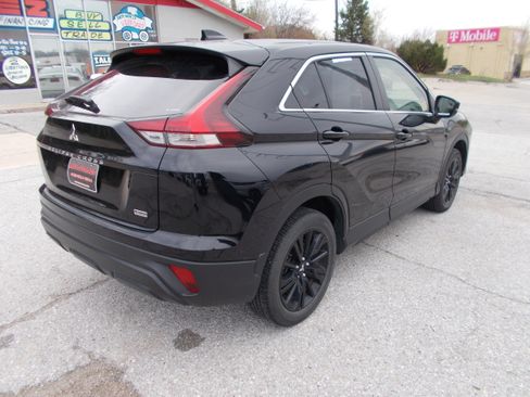 Used 2024 Mitsubishi Eclipse Cross LE image 5