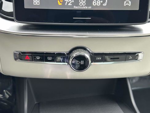 New 2026 Volvo XC90 B6 Ultra image 26