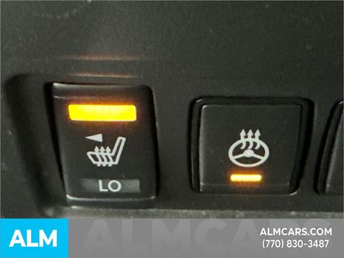 Used 2024 Nissan Frontier SV w/ Hardbody Edition image 35