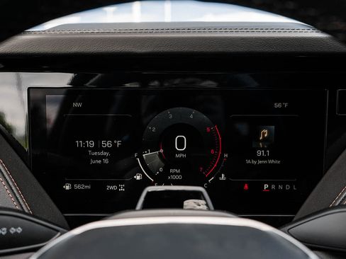New 2026 GMC Yukon XL AT4 w/ AT4 Premium Plus Package AWD/4WD image 25