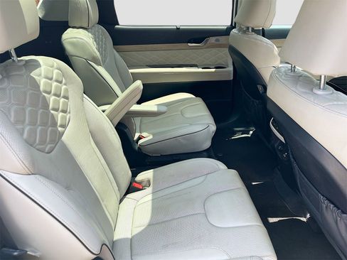 Used 2022 Hyundai Palisade Calligraphy image 29