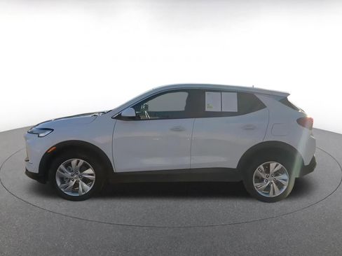Used 2025 Buick Encore GX Preferred image 9